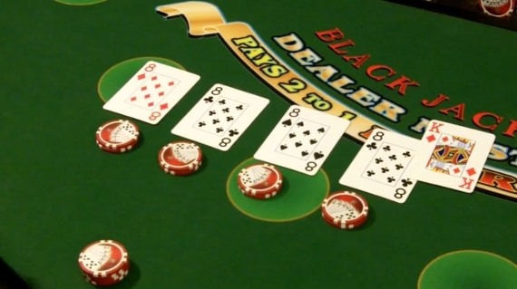 Player is splitting up to four times Player is splitting up to four times